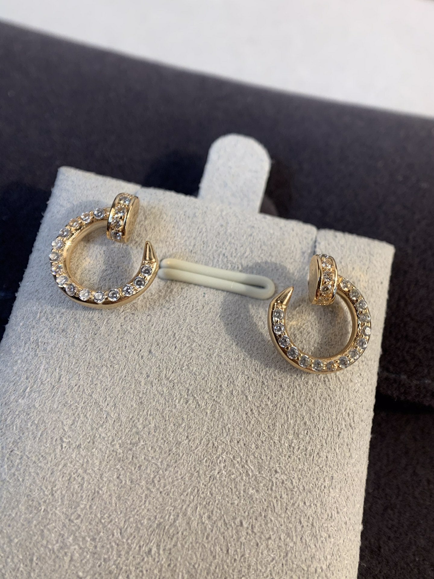 [⭐JeweliWhal]BOUCLES D'OREILLES EN OR ET DIAMANTS JUSTE