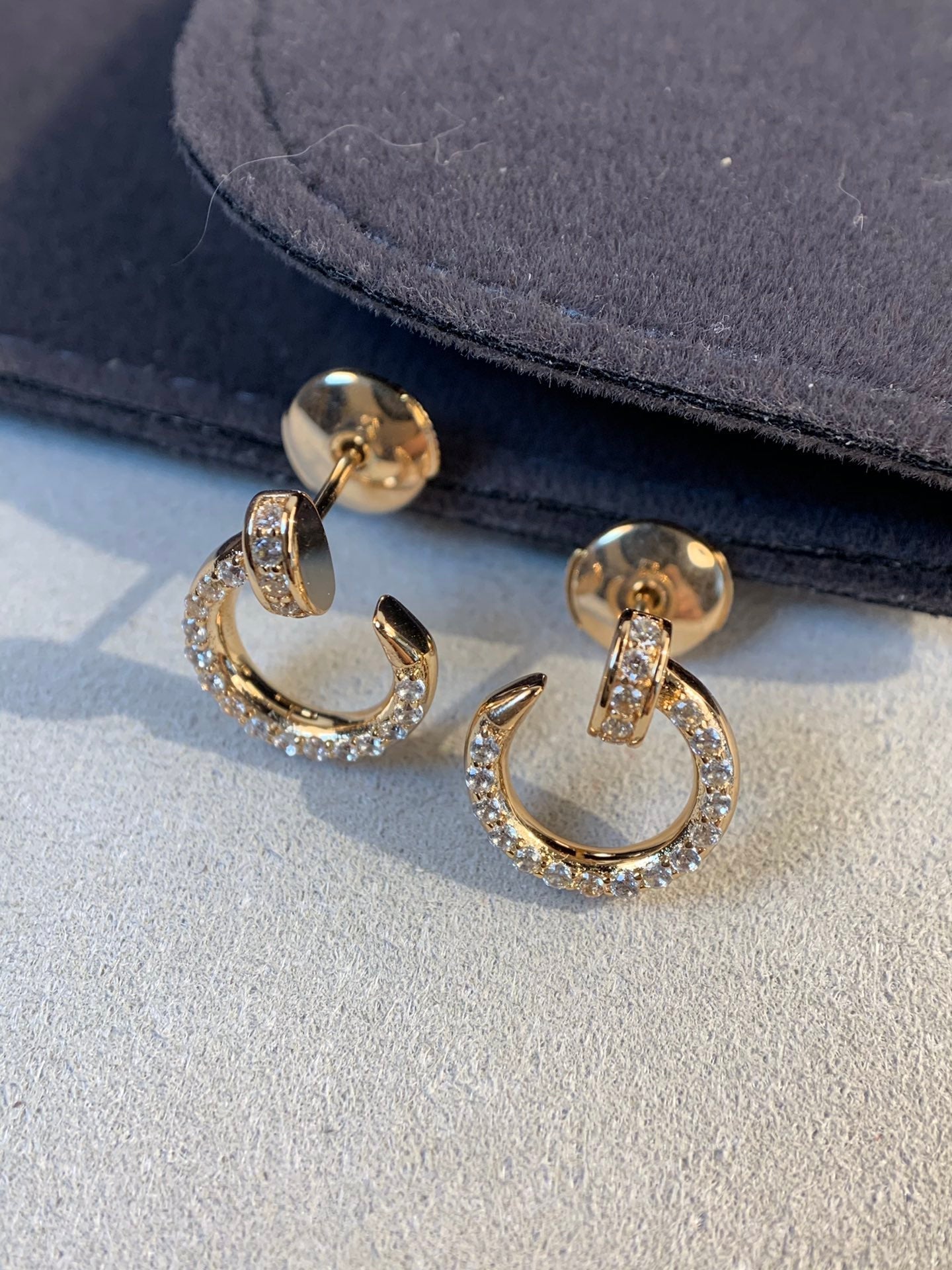 [⭐JeweliWhal]BOUCLES D'OREILLES EN OR ET DIAMANTS JUSTE