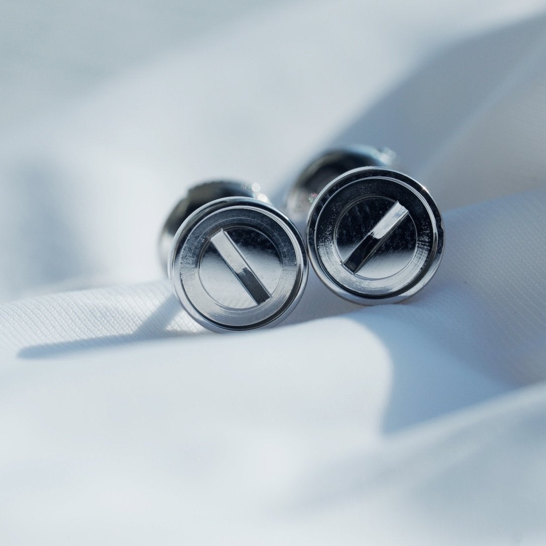 [⭐JeweliWhal]LOVE EARRINGS SILVER 10MM