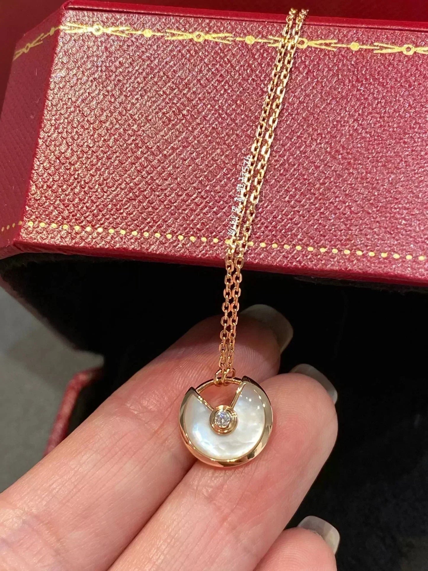 [⭐JeweliWhal]COLLIER AMULETTE NARCISSE OR ROSE