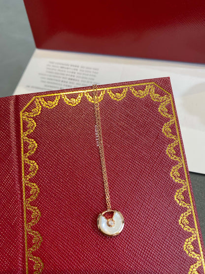 [⭐JeweliWhal]COLLIER AMULETTE NARCISSE OR ROSE