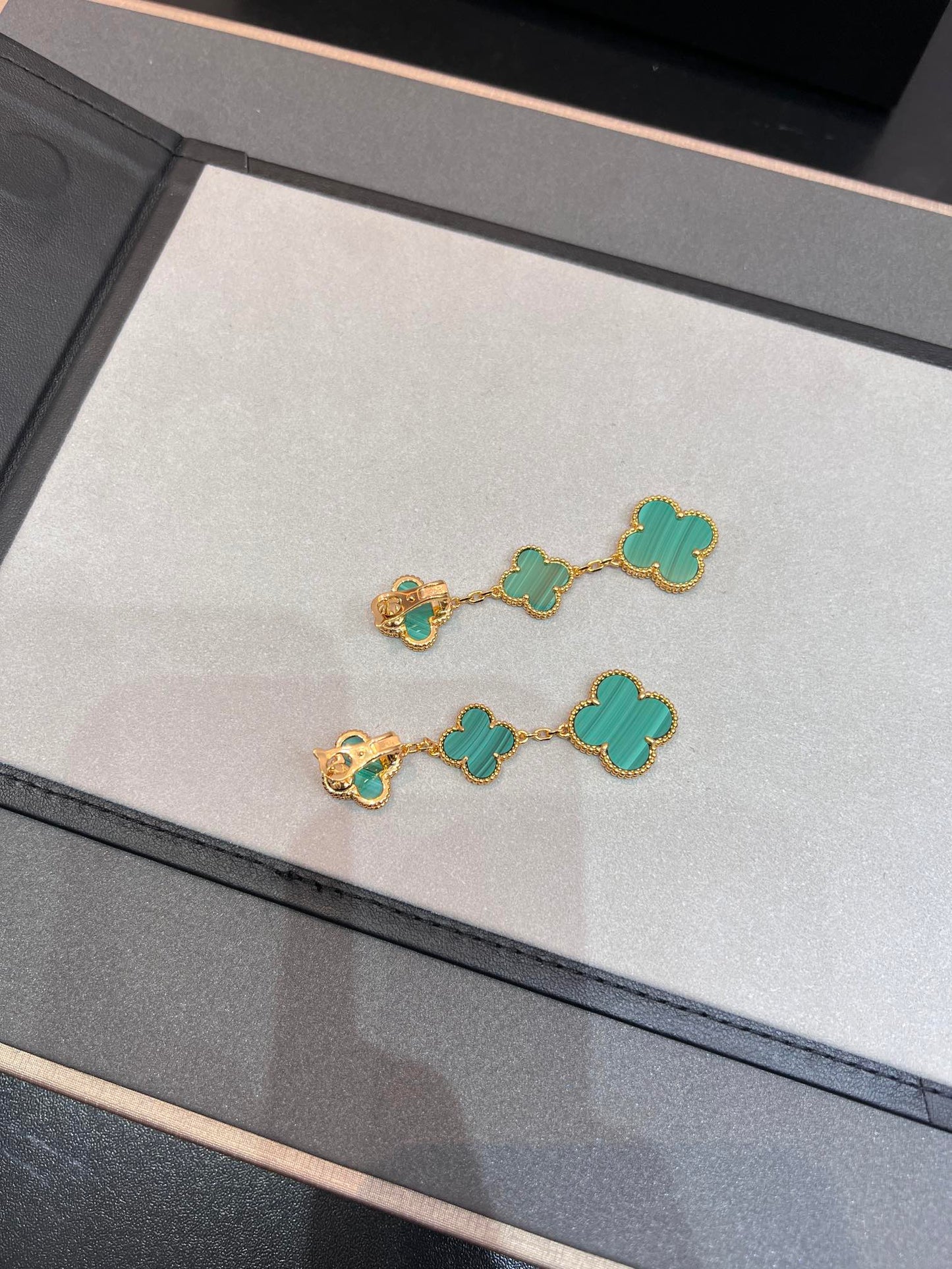 [⭐JeweliWhal]CLOVER MALACHITE 3 MOTIFS OR