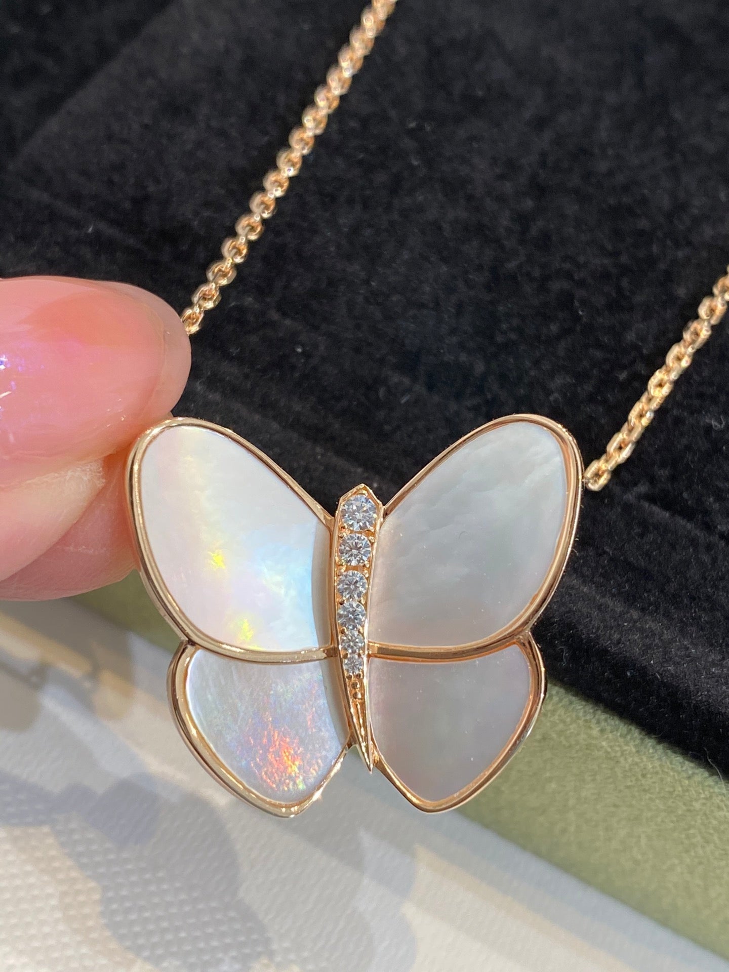 [⭐JeweliWhal]COLLIER PAPILLON EN OR NACRE ET DIAMANTS