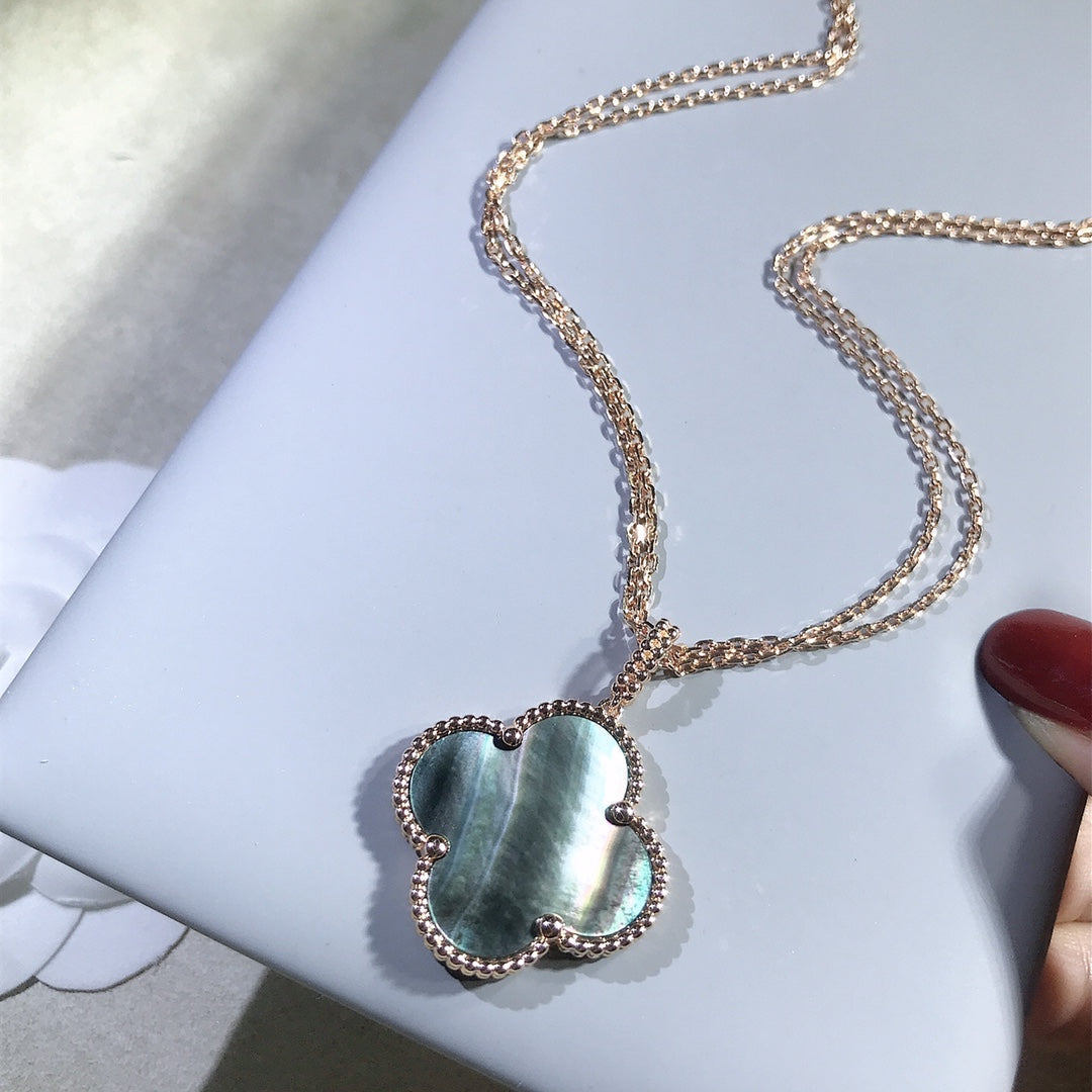 [⭐JeweliWhal]COLLIER GRAND TRÈFLE 25MM OR NACRE FONCÉE CLOVER