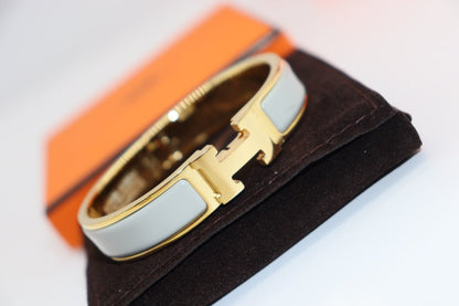 [⭐JeweliWhal]H BRACELET BLEU CLAIR