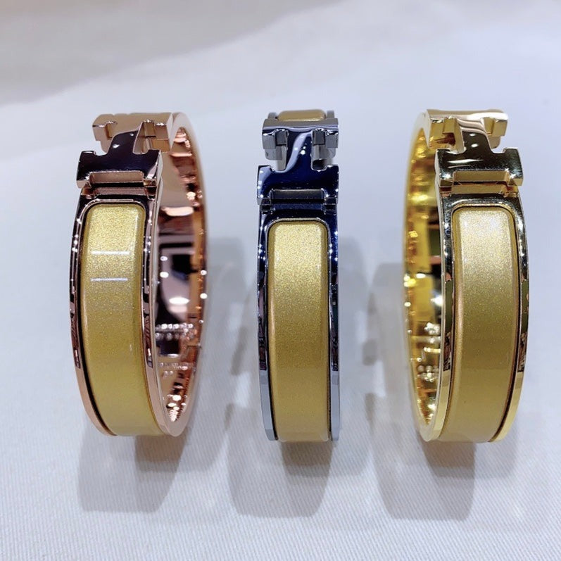 [⭐JeweliWhal]H BRACELET CHAMPAGNE