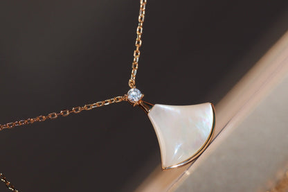 [⭐JeweliWhal]DREAM NECKLACE WHITE MOP PINK GOLD 1 DIAMOND