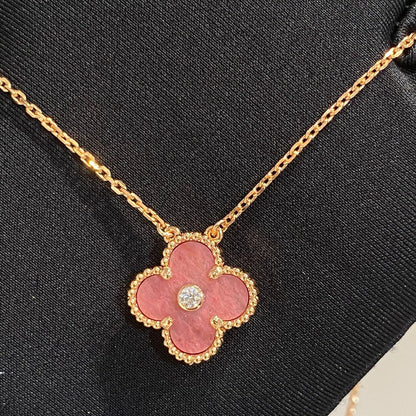 [⭐JeweliWhal]COLLIER TRÈFLE 15 MM DIAMANT RHODONITE