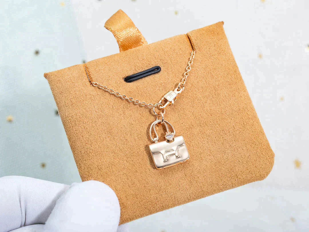 [⭐JeweliWhal]COLLIER AMULETTE PENDENTIF OR ROSE