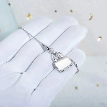 [⭐JeweliWhal]COLLIER EN ARGENT AVEC PENDENTIF AMULETTE