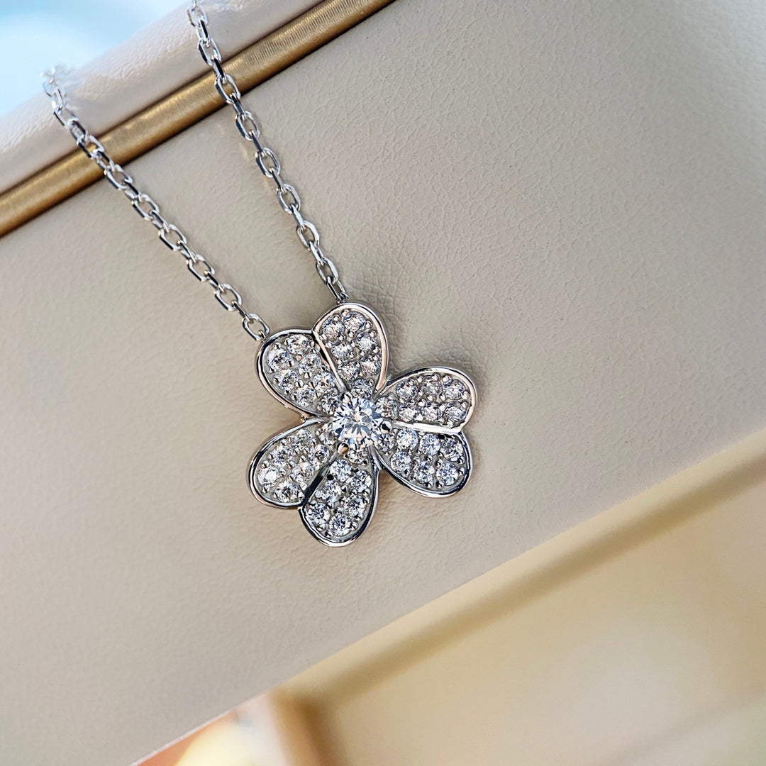 [⭐JeweliWhal]COLLIER TRÈFLE DIAMANT ARGENT