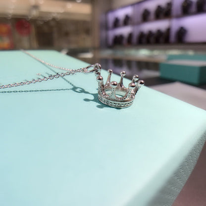 [JeweliWhal]CROWN PEDANT NECKLACE