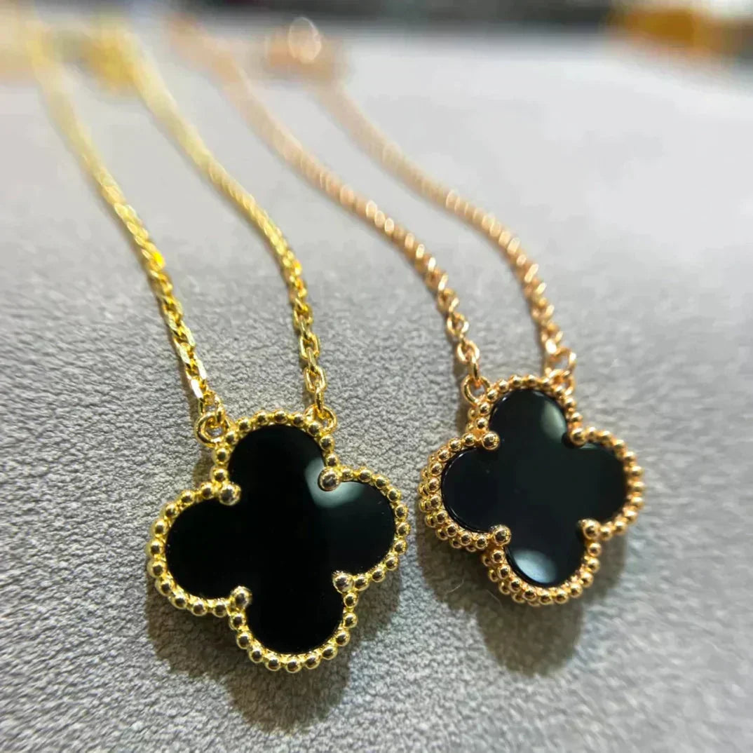 [⭐JeweliWhal]COLLIER FLEUR UNIQUE 15MM ONYX NOIR TRÈFLE