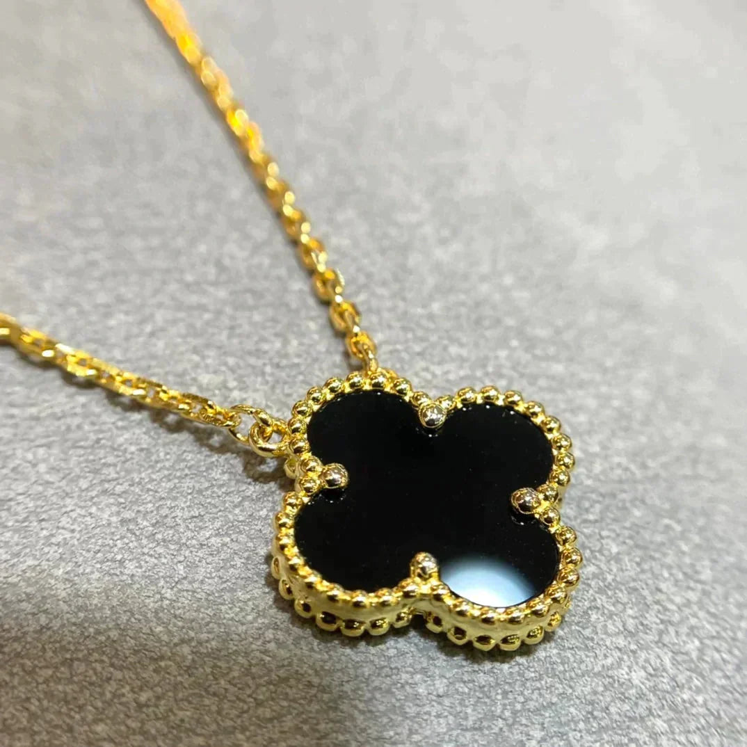[⭐JeweliWhal]COLLIER FLEUR UNIQUE 15MM ONYX NOIR TRÈFLE
