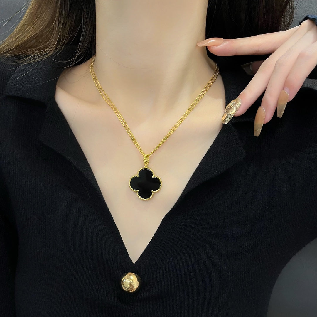 [⭐JeweliWhal]COLLIER TRÈFLE 25MM OR ONYX