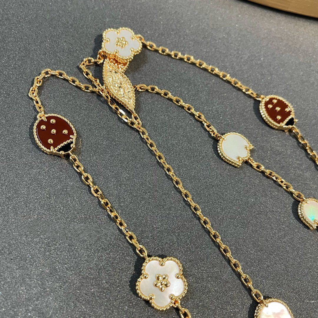 [⭐JeweliWhal]COLLIER EN OR LUCKY SPRING 15 MOTIFS