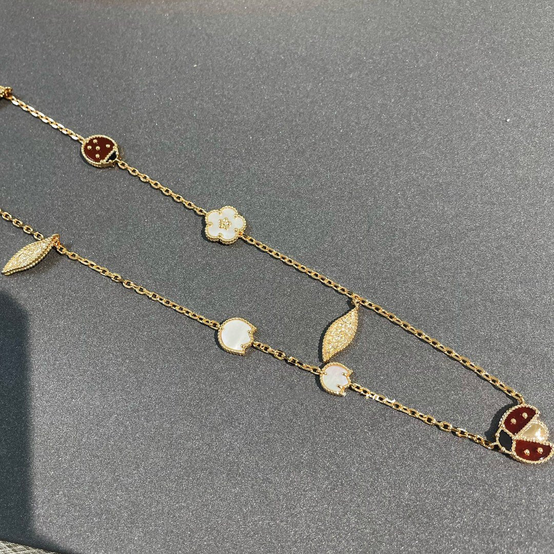 [⭐JeweliWhal]COLLIER EN OR LUCKY SPRING 15 MOTIFS