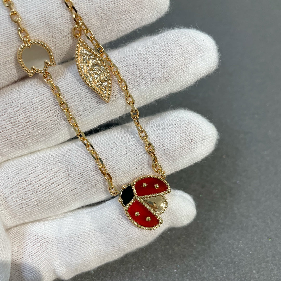 [⭐JeweliWhal]COLLIER EN OR LUCKY SPRING 15 MOTIFS