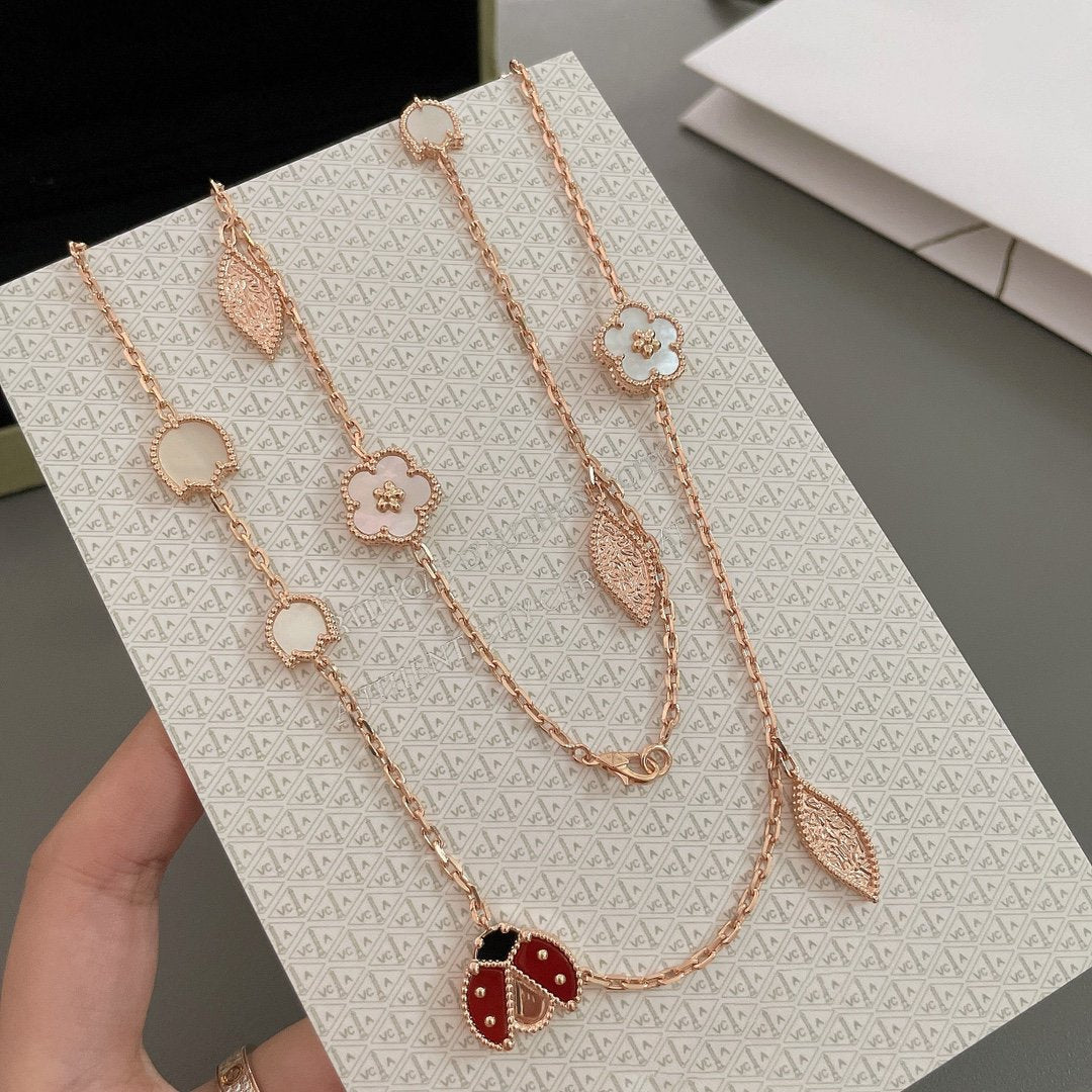 [⭐JeweliWhal]COLLIER LUCKY SPRING 15 MOTIFS OR ROSE
