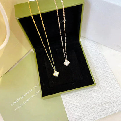 [⭐JeweliWhal]COLLIER TRÈFLE MINI 9,5 MM NACRE BLANCHE