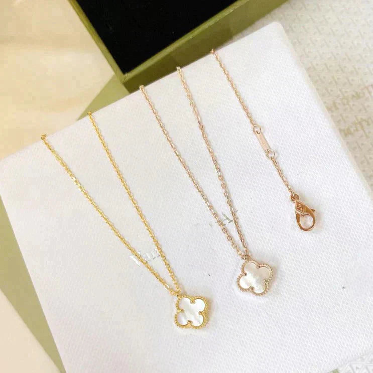 [⭐JeweliWhal]COLLIER TRÈFLE MINI 9,5 MM NACRE BLANCHE