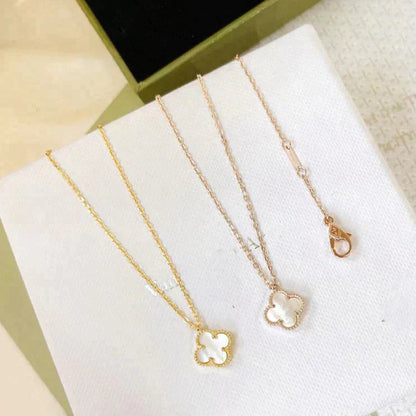 [⭐JeweliWhal]COLLIER TRÈFLE MINI 9,5 MM NACRE BLANCHE