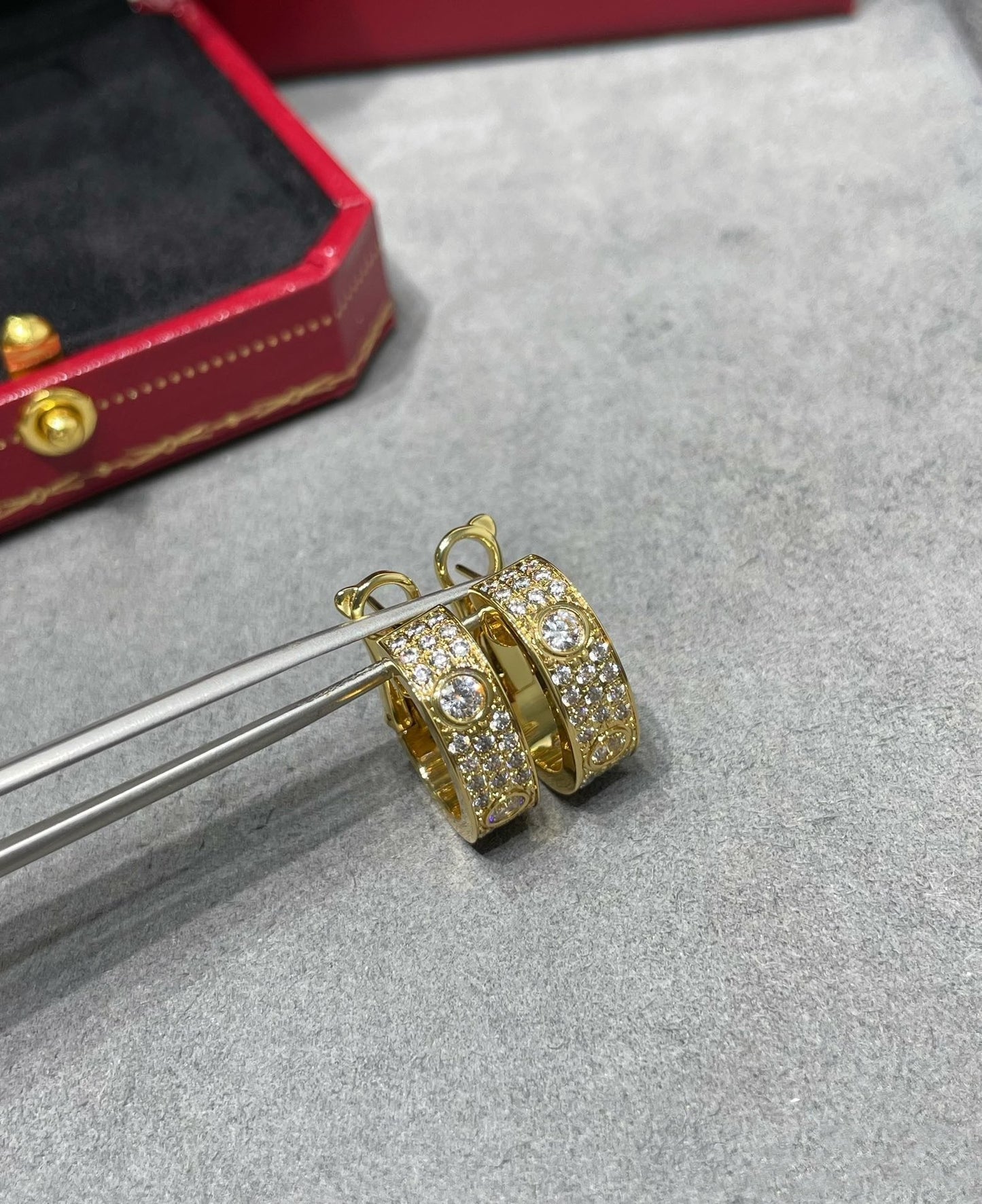[⭐JeweliWhal]BOUCLES D'OREILLES PAVÉES DE DIAMANTS 5.5MM LOVE