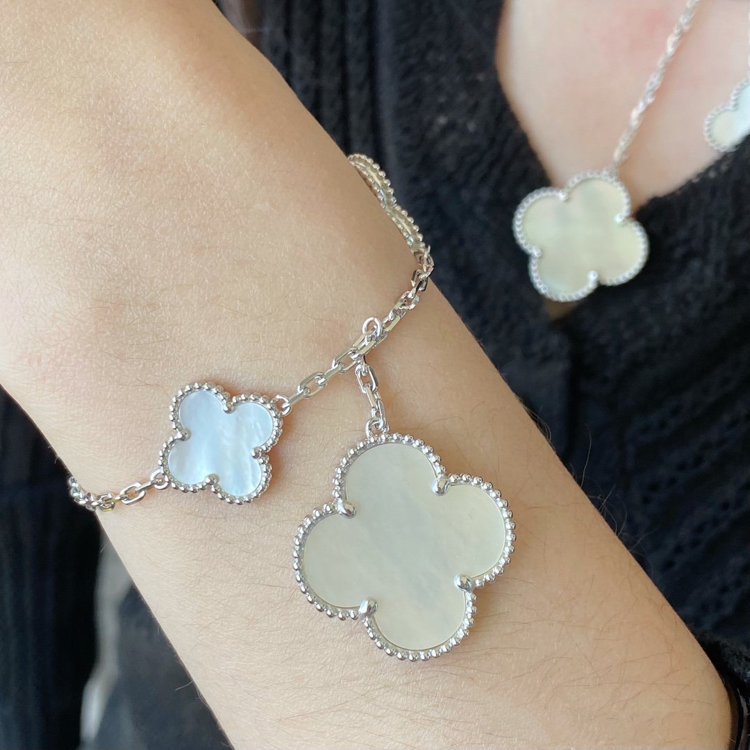 [⭐JeweliWhal]BRACELET TRÈFLE 5 MOTIFS NACRE BLANCHE ARGENT