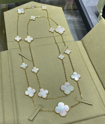 [⭐JeweliWhal]CLOVER 16 MOTIF MOP BLANCHE OR COLLIER