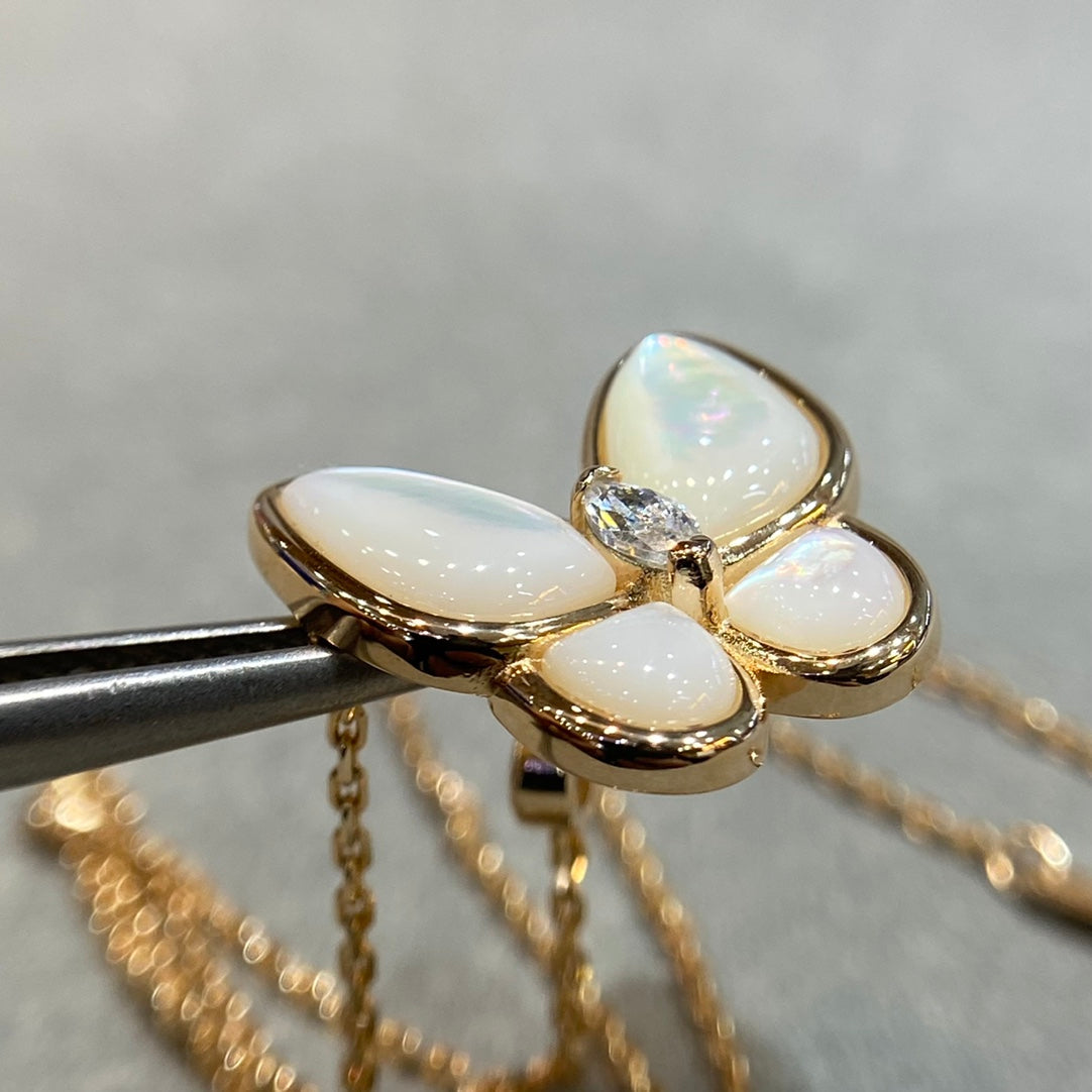[⭐JeweliWhal]COLLIER DIAMANT PAPILLON NACRE