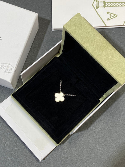 [⭐JeweliWhal]COLLIER TRÈFLE MOYEN ARGENT NACRE BLANCHE
