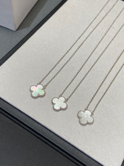 [⭐JeweliWhal]COLLIER TRÈFLE MOYEN ARGENT NACRE BLANCHE