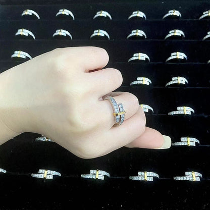 [JeweliWhal]EDGE GOLD SILVER DIAMOND RING