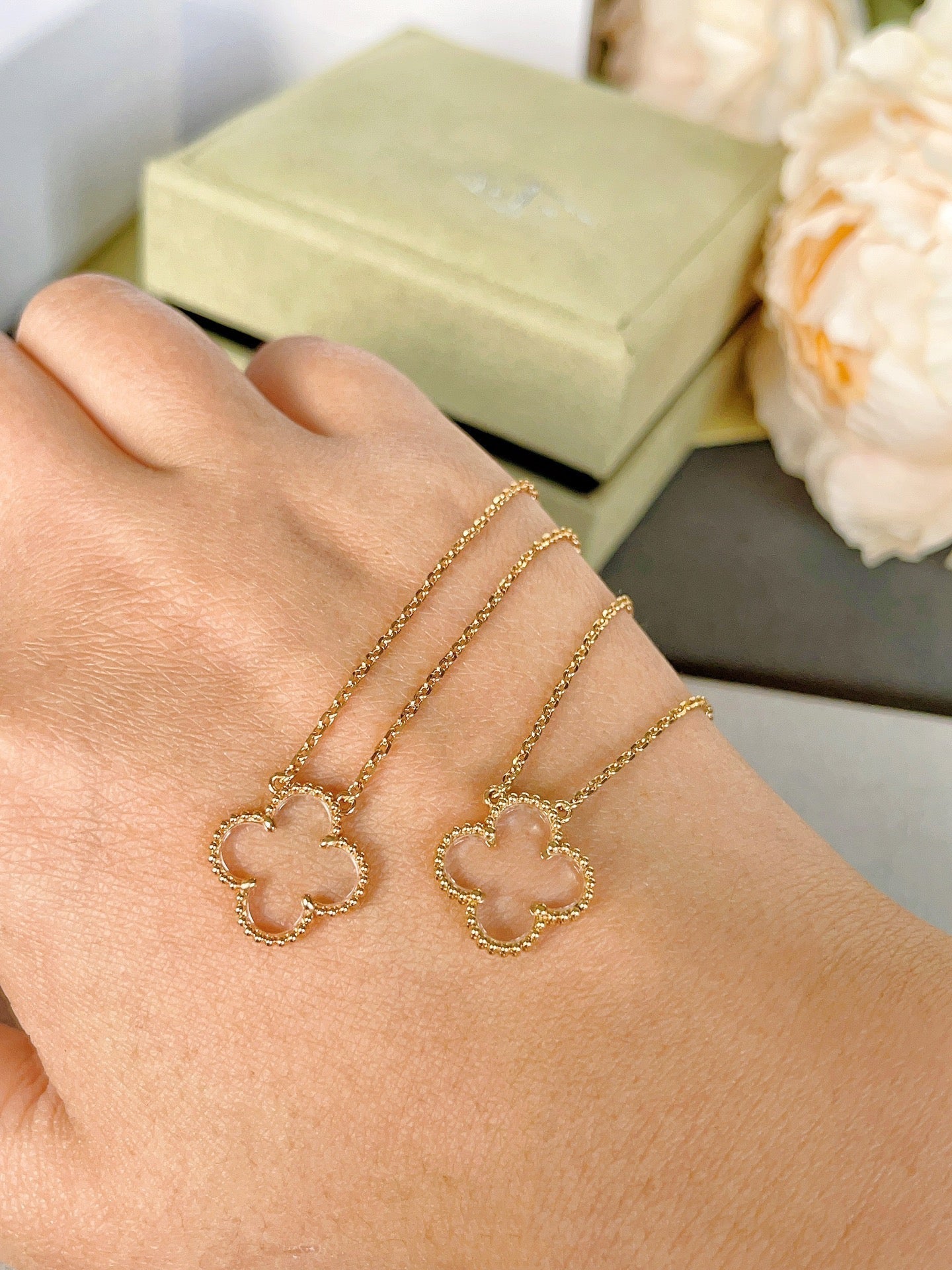 [⭐JeweliWhal]COLLIER TRÈFLE CRISTAL DE ROCHE OR ROSE
