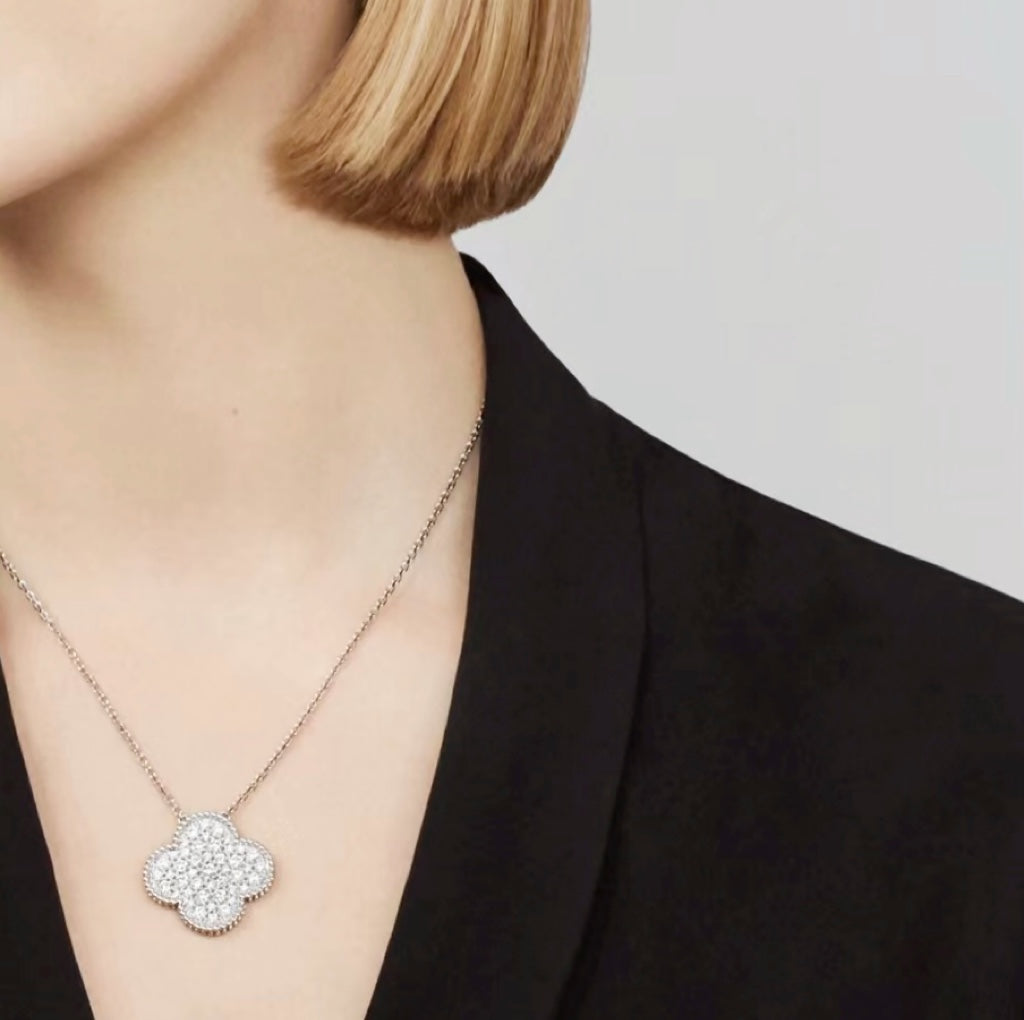 [⭐JeweliWhal]COLLIER EN ARGENT GRAND PENDENTIF TRÈFLE 25MM PAVÉ DE DIAMANTS