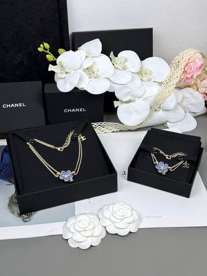 [⭐JeweliWhal]Nouveau collier double couche à fleurs bleues