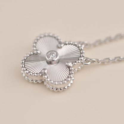 [⭐JeweliWhal]TRÈFLE COLLIER LASER DIAMANT 15 MM ARGENT