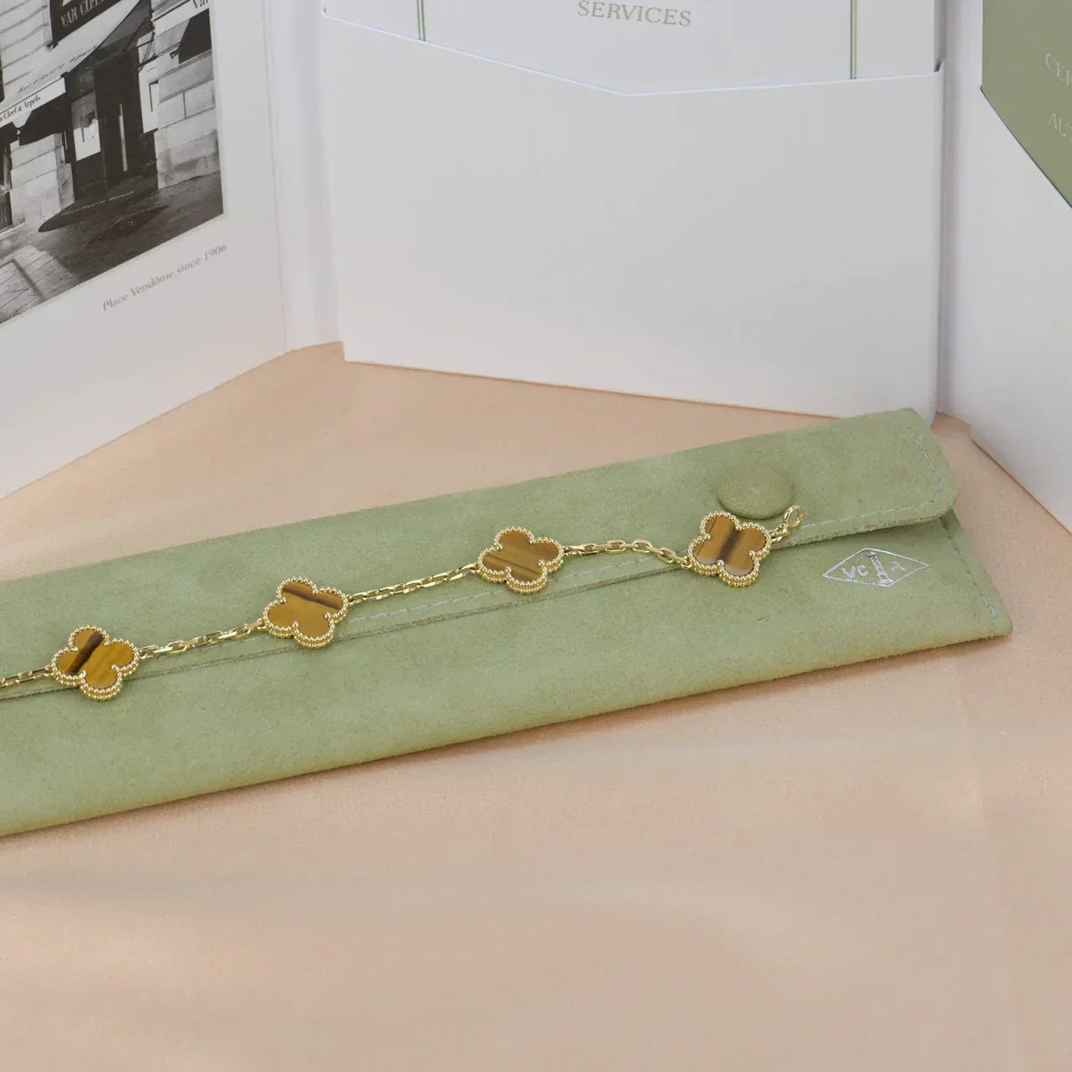 [⭐JeweliWhal] مجموعة سوار CLOVER 5 MOTIFS TIGER EYE