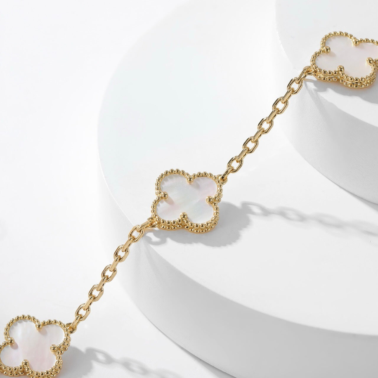 [⭐JeweliWhal]COLLIER TRÈFLE 10 MOTIFS NACRE BLANCHE