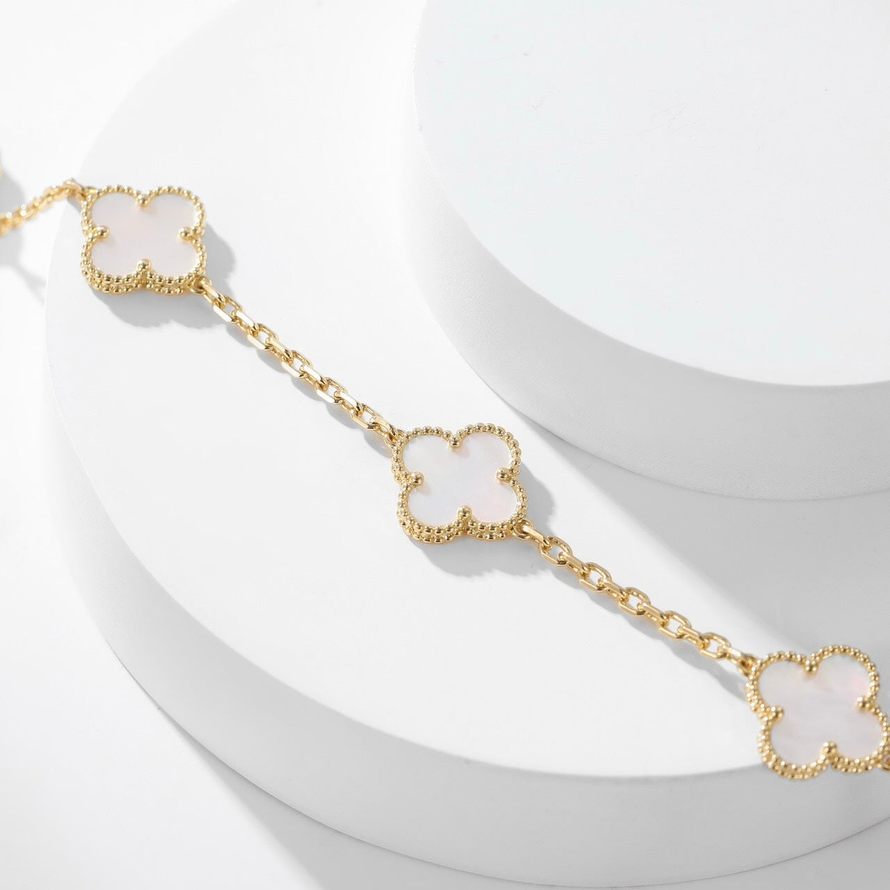[⭐JeweliWhal]COLLIER TRÈFLE 10 MOTIFS NACRE BLANCHE