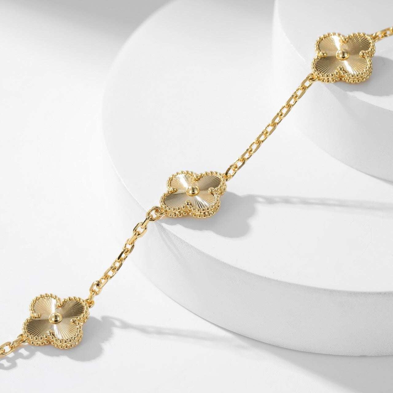 [⭐JeweliWhal]COLLIER CLOVER 10 MOTIFS DÉCOUPÉS AU LASER