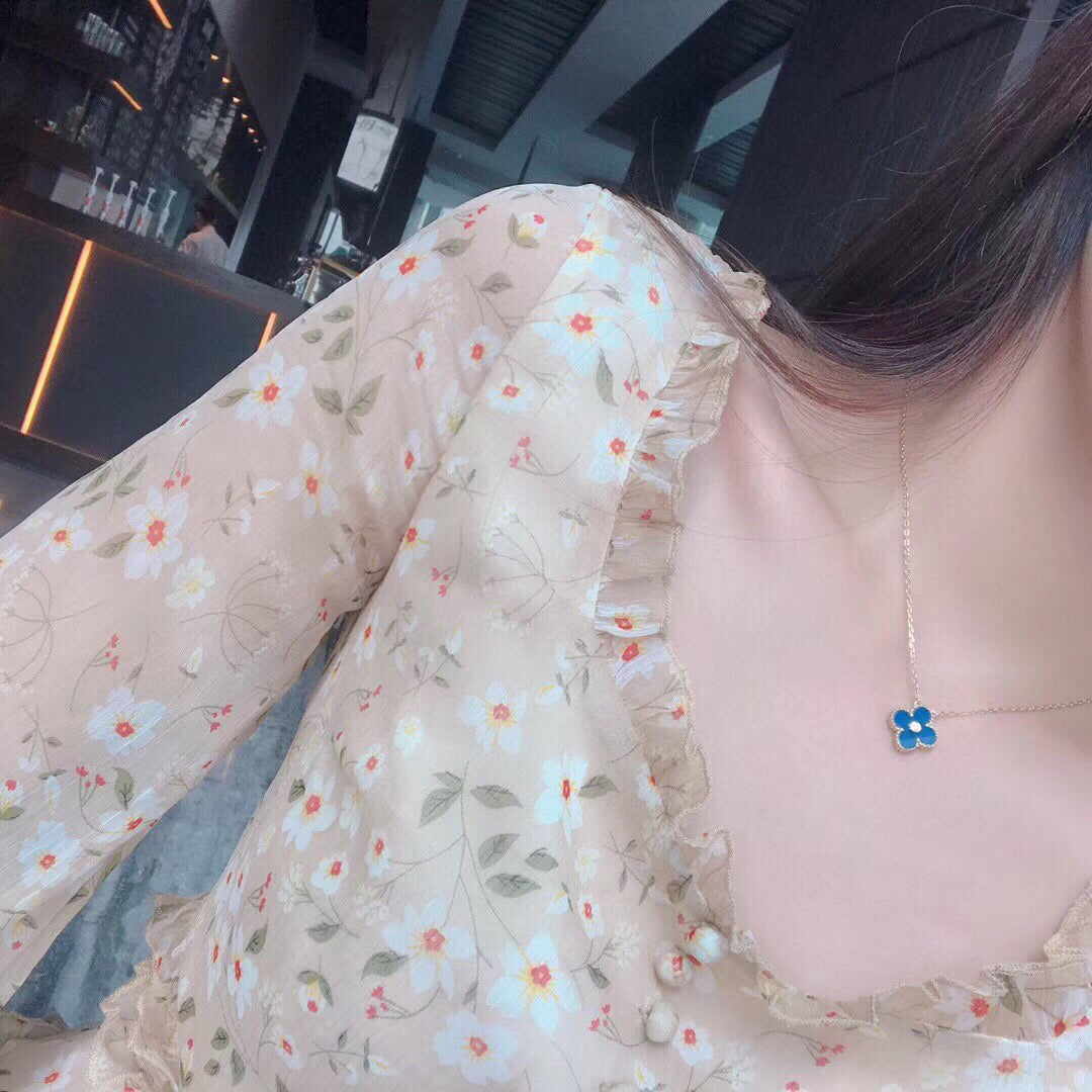 [⭐JeweliWhal]COLLIER TRÈFLE 15 MM DIAMANT ET AGATE BLEUE