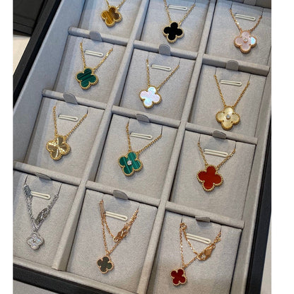 [⭐JeweliWhal]COLLIER FLEUR UNIQUE 15MM CORNALINE TRÈFLE