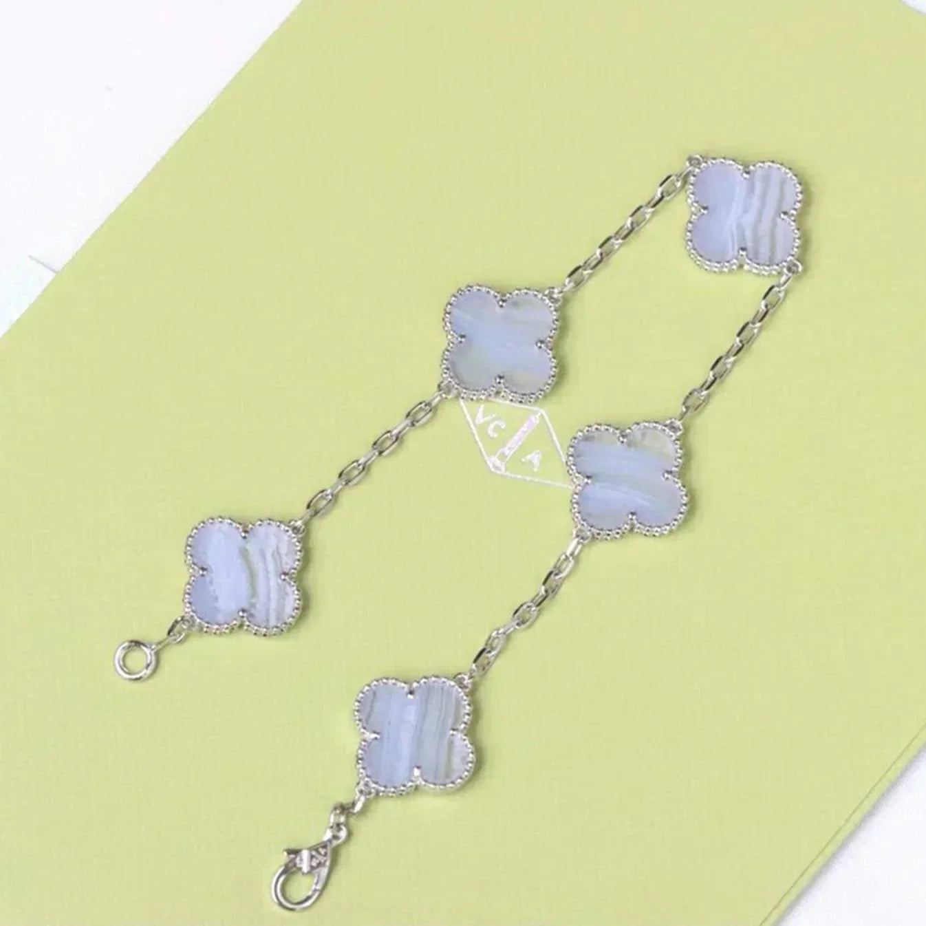 [⭐JeweliWhal] COLLECTION BRACELETS TRÈFLE 5 MOTIFS CHALCEDOINE VIOLETTE