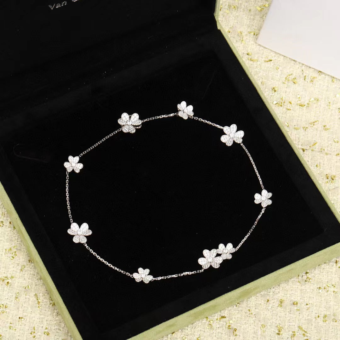 [⭐JeweliWhal]COLLIER 9 FLEURS FRIVOLE ARGENT