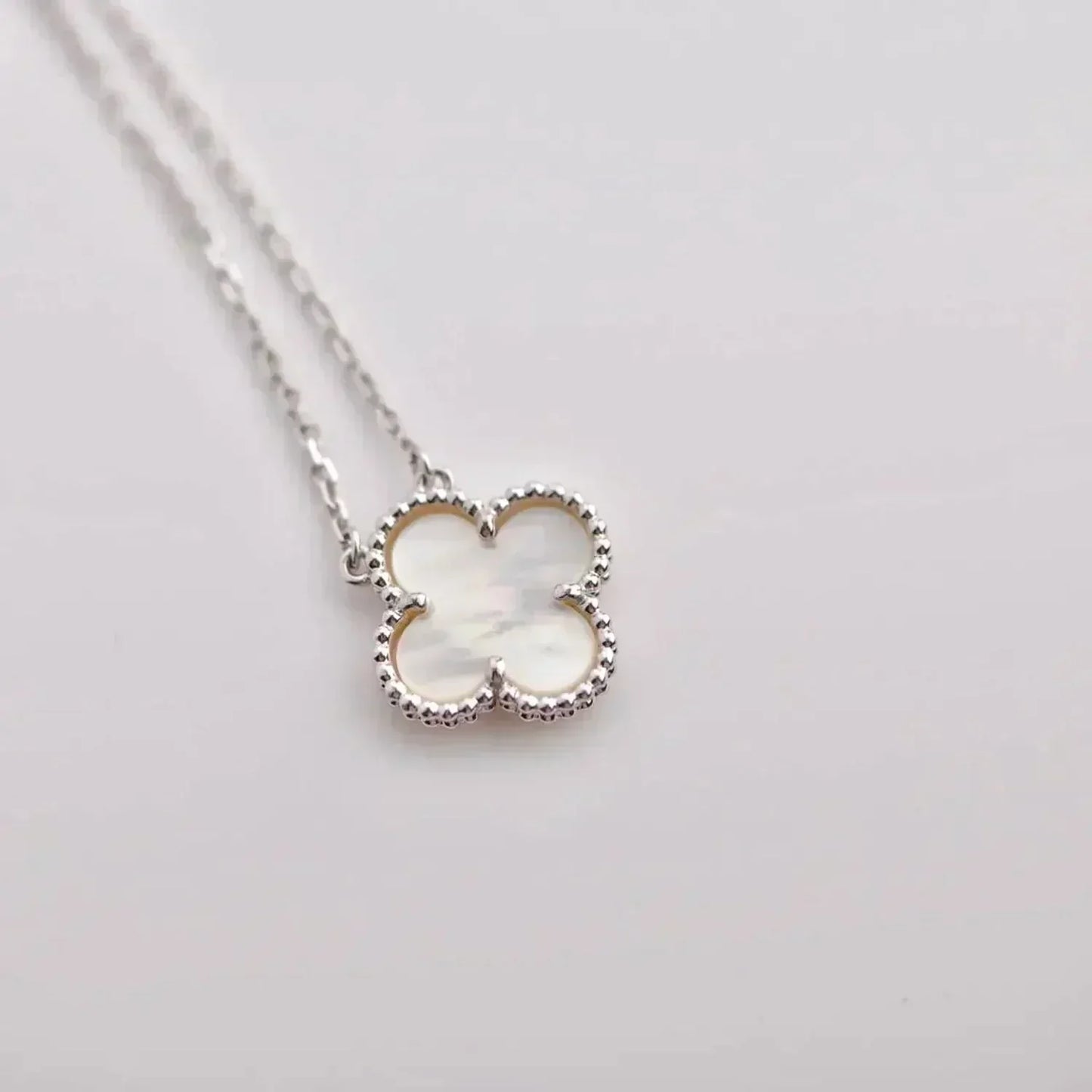[⭐JeweliWhal]TRÈFLE 15 MM NACRE BLANCHE ARGENT