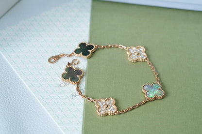 [⭐JeweliWhal] COLLECTION BRACELETS TRÈFLE 5 MOTIFS EN NACRE GRISE