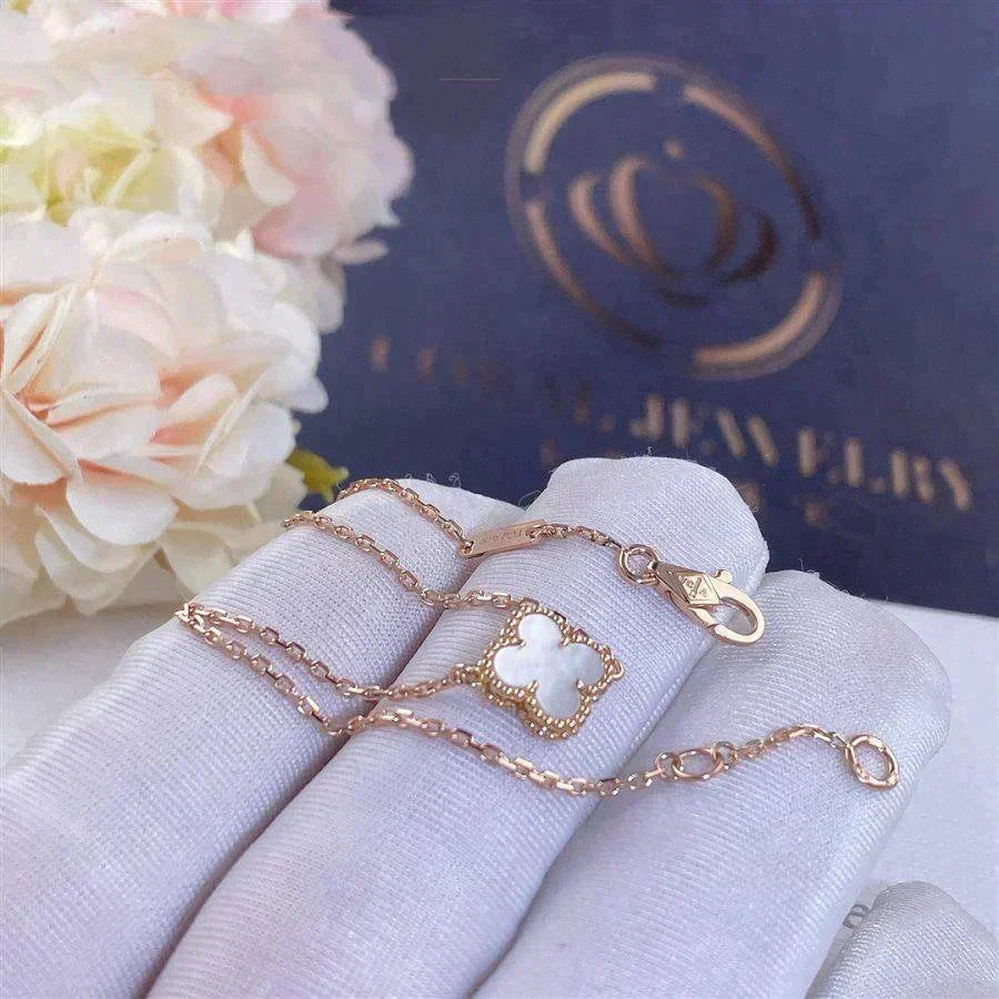 [⭐JeweliWhal]BRACELET FLEUR UNIQUE TRÈFLE NACRE BLANCHE