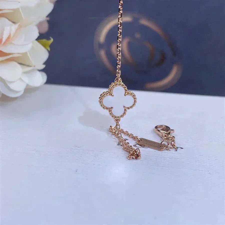 [⭐JeweliWhal]BRACELET FLEUR UNIQUE TRÈFLE NACRE BLANCHE