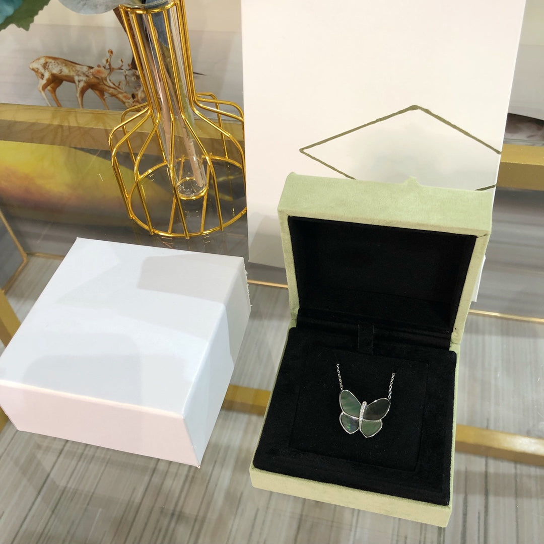 [⭐JeweliWhal]GRAND COLLIER PAPILLON EN ARGENT AVEC PENDENTIF DIAMANT